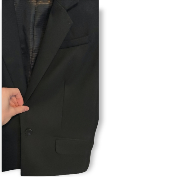 Black blazer - Picture 3 of 4